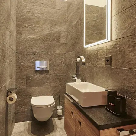 Apartment Crystal Vista Roujan