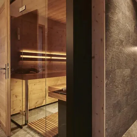 아파트 Crystal Vista